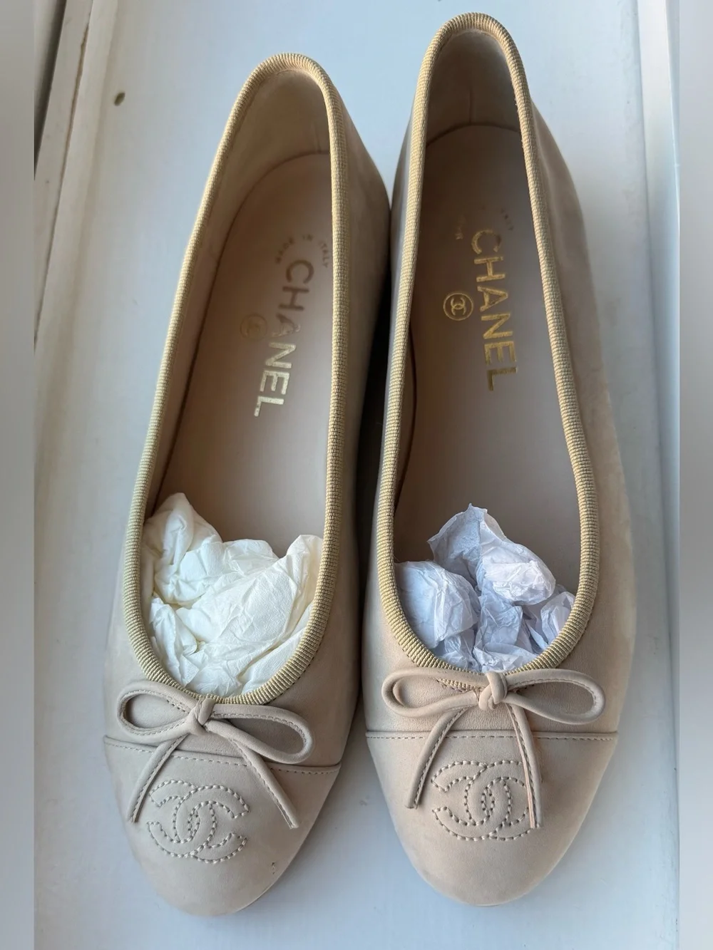 CHANEL Beige Quilted Leather Ballet Flats with Bow